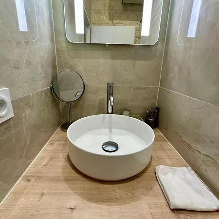 L'inedit- Modern With Air-conditioned And Near The Center! מונפלייה